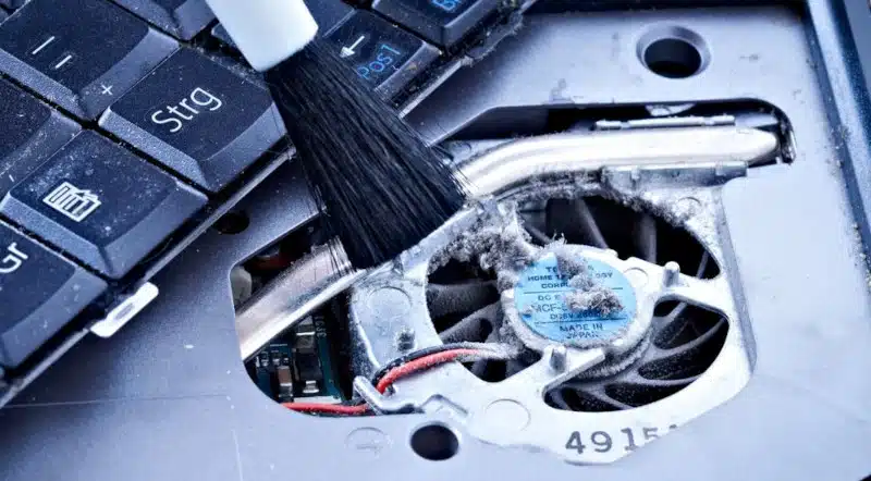 cleaning cpu fan to avoid laptop overheating